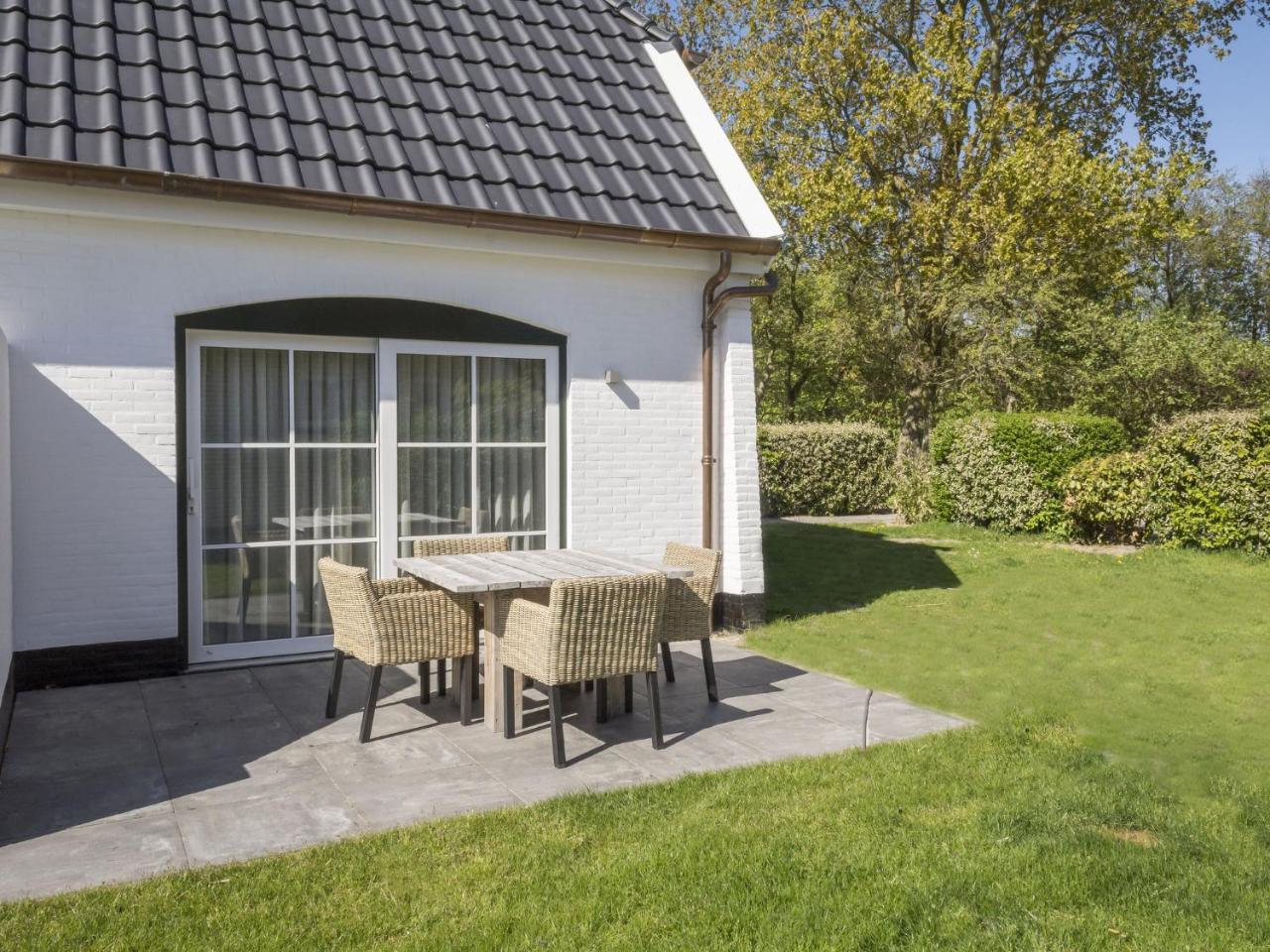 Apartment In Tasteful Farmhouse In De Cocksdorp On The Wadden Island Of Texel Exterior photo